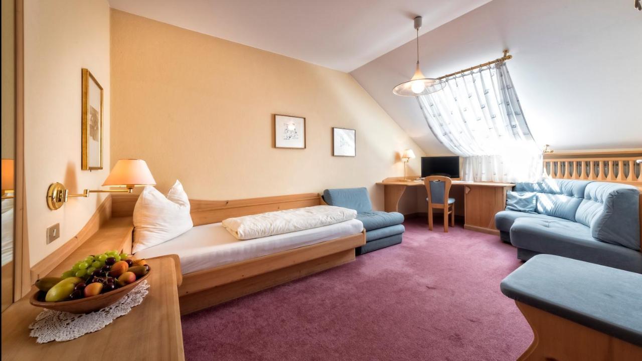 Hotel Brueckenwirt Novacella Ngoại thất bức ảnh